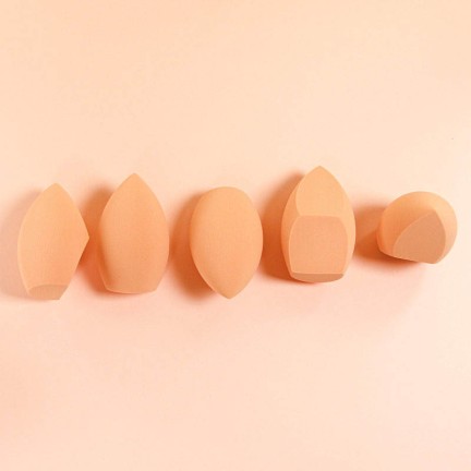 High-quality beveled polyurethane makeup sponge