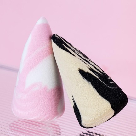 Marble pattern teardrop shaped makeup sponge set