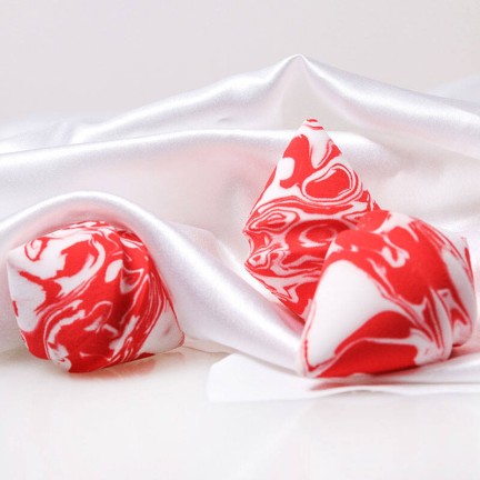 Soft-touch red eco-friendly sponge