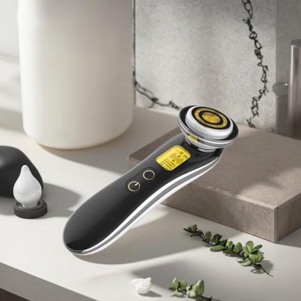 Multifunctional facial beauty device