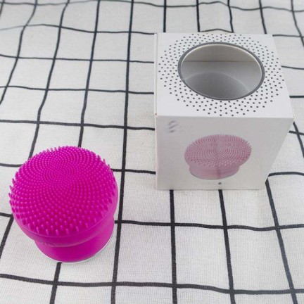 Wireless mini rotating silicone facial cleansing brush