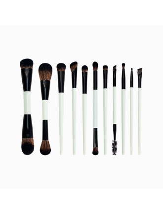 Double-ended nylon contouring makeup brush set