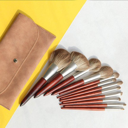 Vegan synthetic fiber makeup brush set