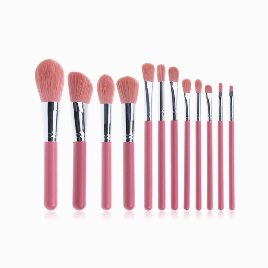 Travel-friendly 12-piece makeup brush set
