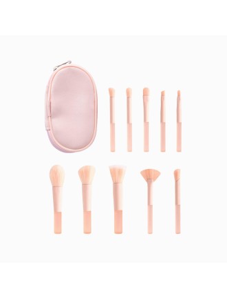 Mini travel makeup brush set