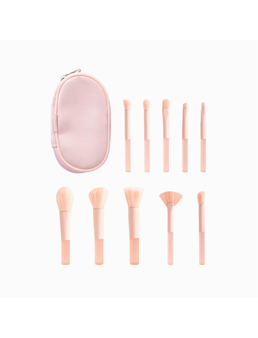 Mini travel makeup brush set