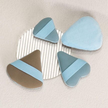 Double-sided cotton triangle printed latex-free powder puff