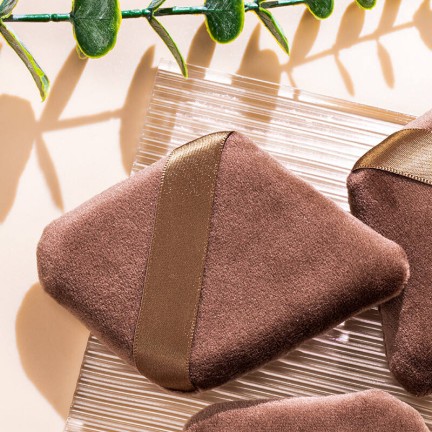 Velvet teardrop ribbon makeup puff