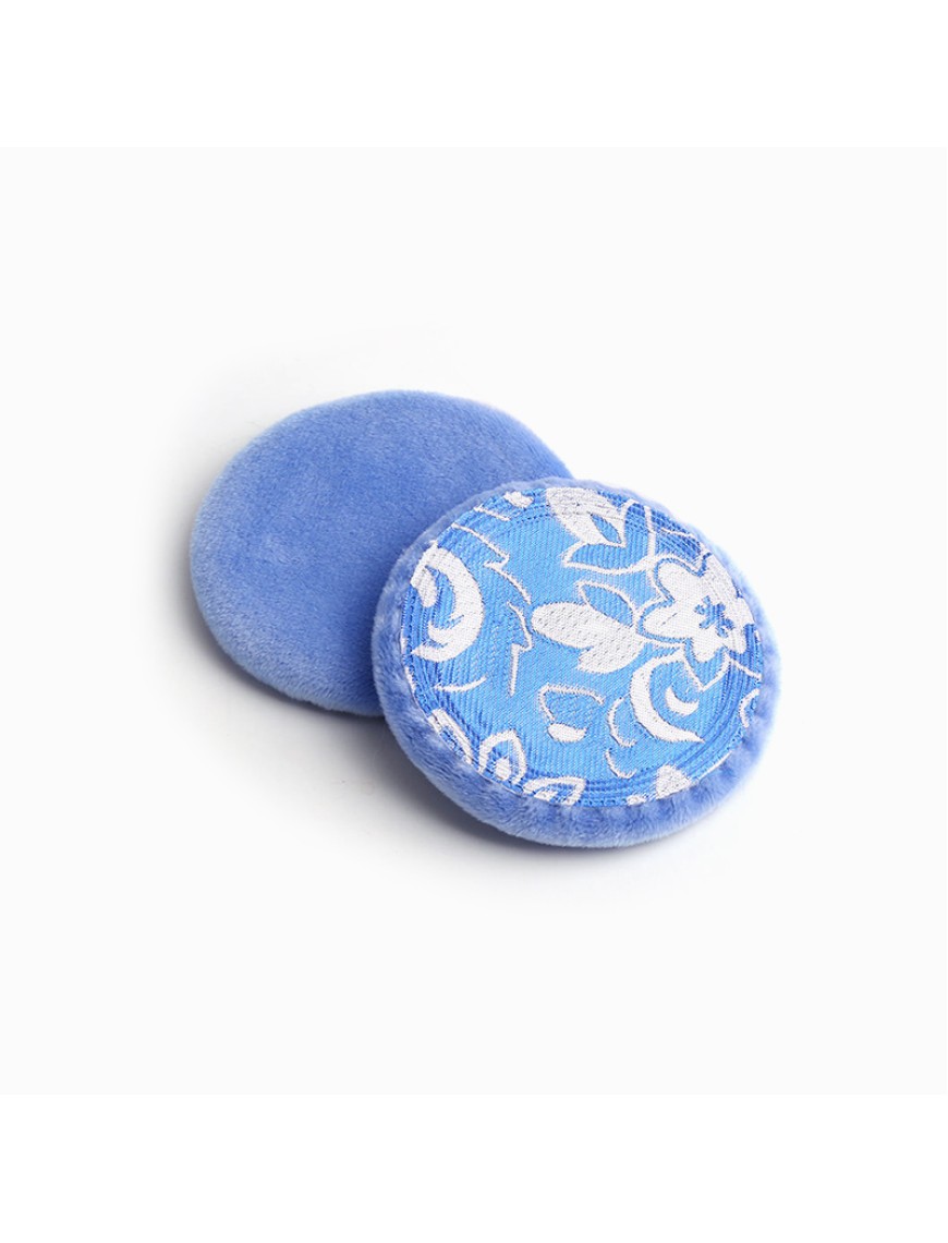 Soft makeup powder puff with embroidered pattern