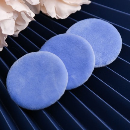 Soft makeup powder puff with embroidered pattern